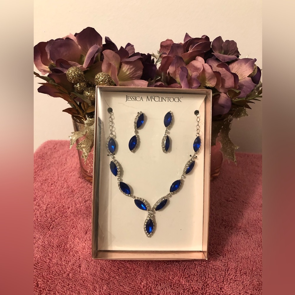 Jessica McClintock Necklace & Earrings